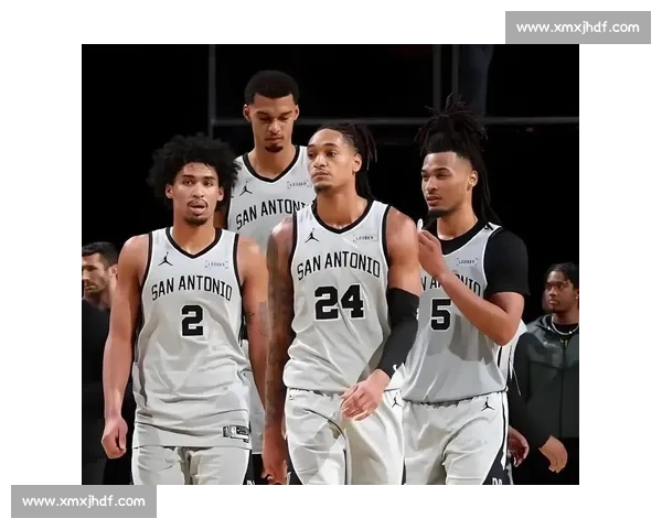 2016年NBA季后赛马刺对雷霆的巅峰对决与系列赛转折全解析