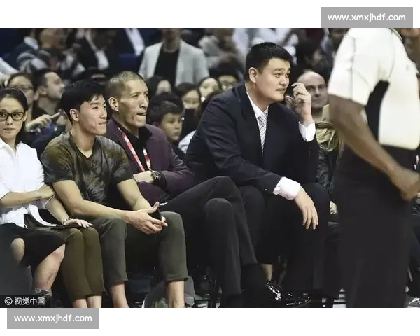 NBA中国赛快船对阵黄蜂巅峰对决点燃球迷热情 NBA中国赛快船对阵黄蜂巅峰对决点燃球迷热情